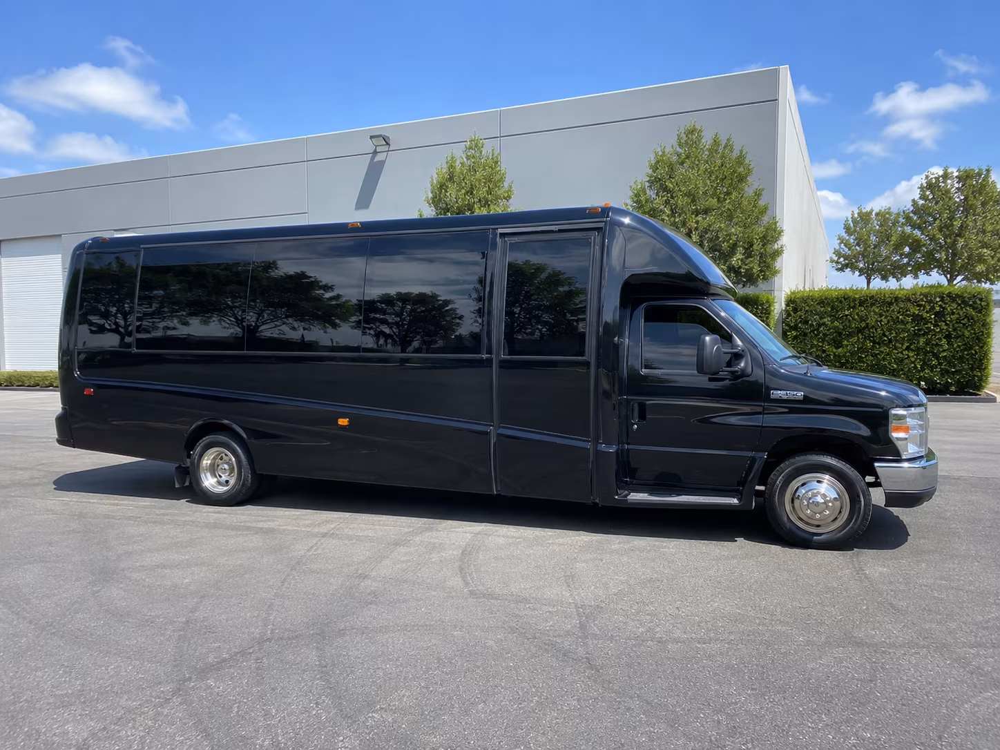 beaumont sporting event party bus rental
