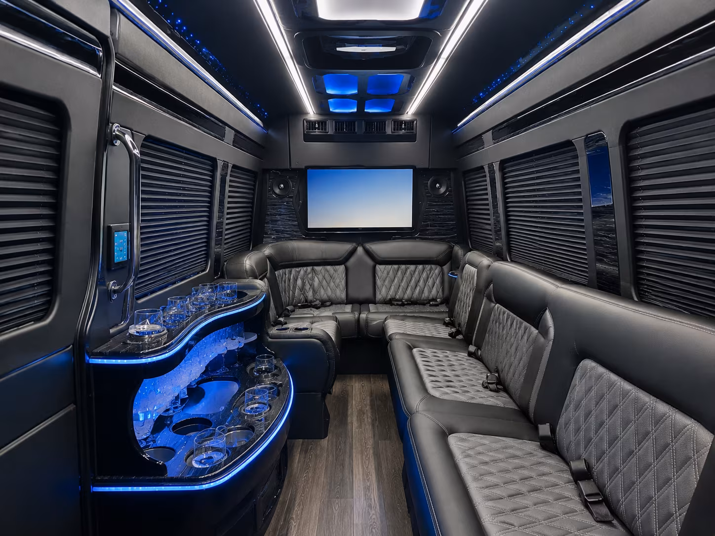 southeast texas prom groups love comparing buses through beaumontcharterbuscompany com