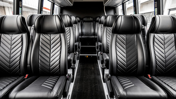 18 passenger minibus rental atascocita